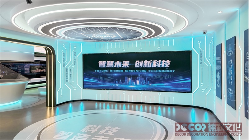 數字展廳設計如何平衡藝術表現與信息準確性？